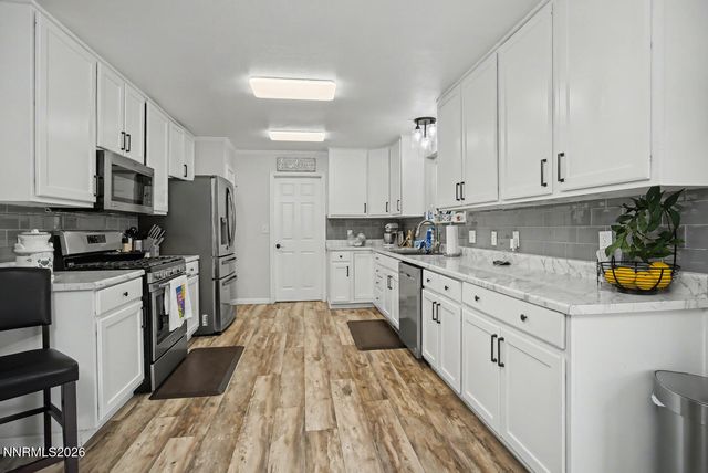 521 Meadow Glen Drive, Fallon, NV 89406