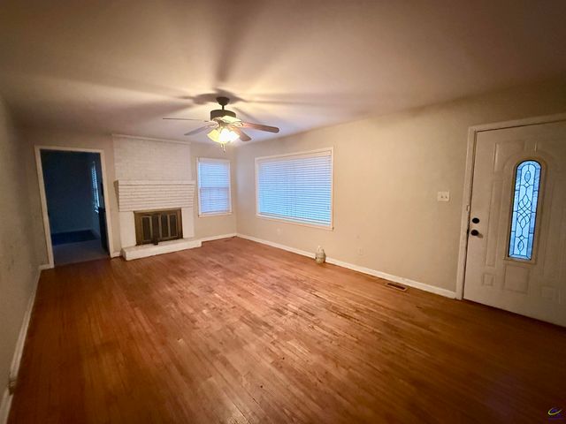 407 Collins Ave, Centerville, GA 31028