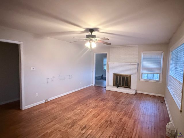 407 Collins Ave, Centerville, GA 31028