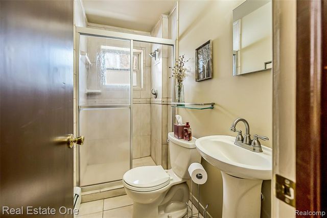 23918 Forest Park Drive, Novi, MI 48374