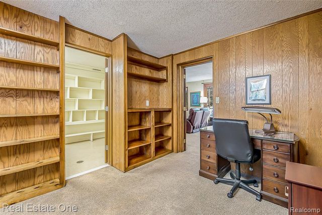 23918 Forest Park Drive, Novi, MI 48374