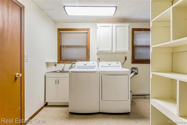 23918 Forest Park Drive, Novi, MI 48374