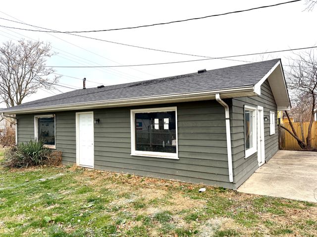 806 S 17th Street, Elwood, IN 46036