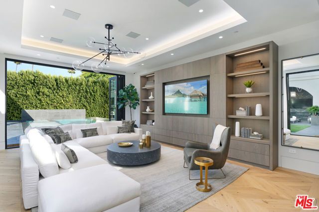 608 N Alpine Drive, Beverly Hills, CA 90210