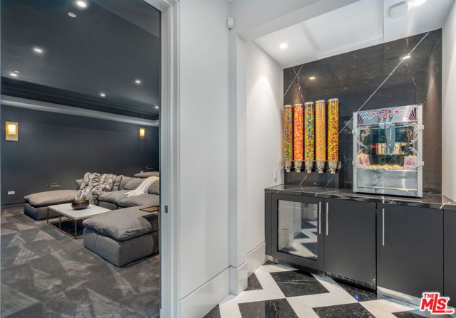 608 N Alpine Drive, Beverly Hills, CA 90210