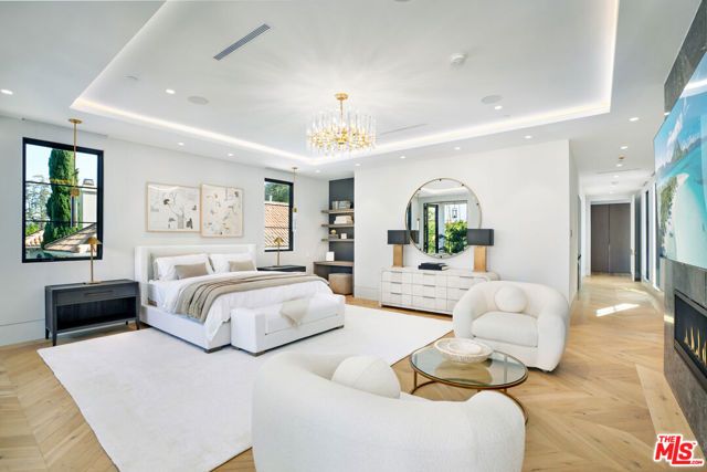 608 N Alpine Drive, Beverly Hills, CA 90210