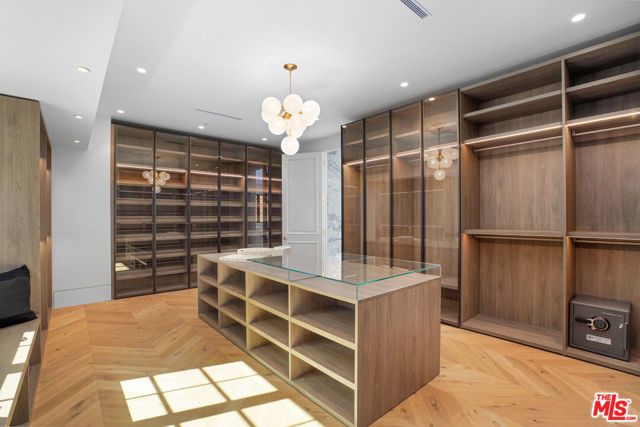 608 N Alpine Drive, Beverly Hills, CA 90210