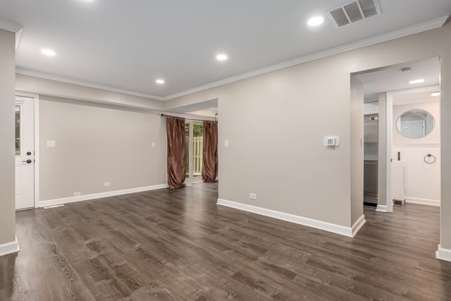 2212 Cardinal Court, Schaumburg, IL 60194