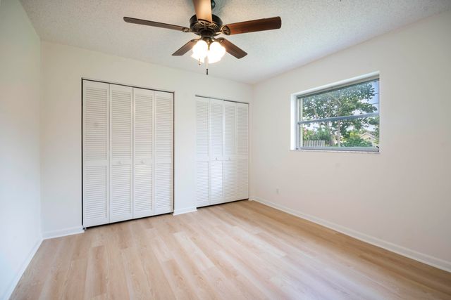 18020 Palm Point Drive, Jupiter, FL 33458