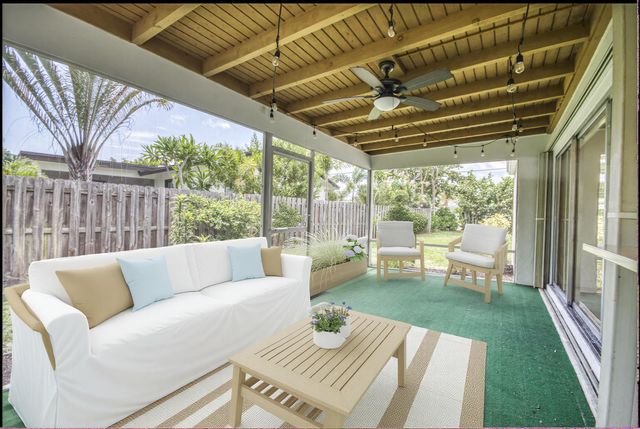 18020 Palm Point Drive, Jupiter, FL 33458