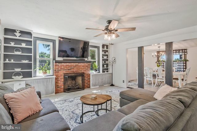 9642 BOYDS TURN RD, Owings, MD 20736