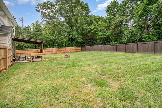 80 Harris Farm Court, Thomasville, NC 27360