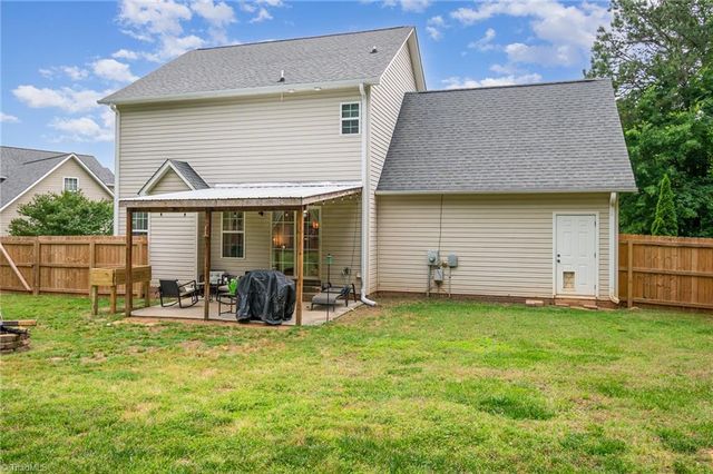 80 Harris Farm Court, Thomasville, NC 27360