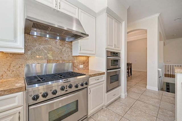 2324 Luciana Way, Roseville, CA 95661