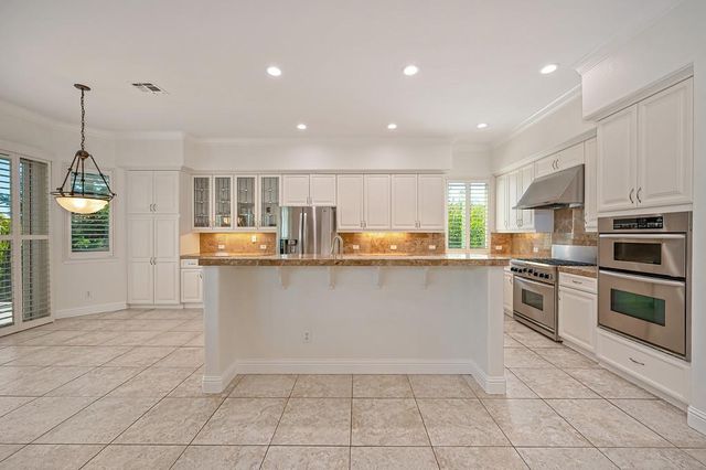 2324 Luciana Way, Roseville, CA 95661