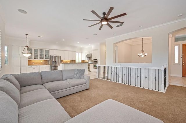 2324 Luciana Way, Roseville, CA 95661
