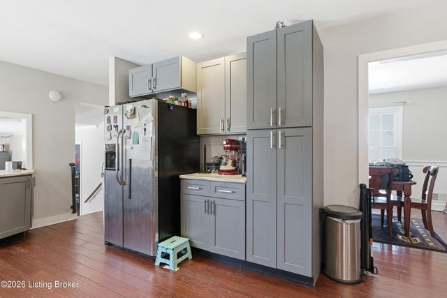 3301 Stony Brook Dr, Jeffersontown, KY 40299