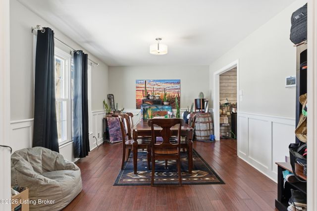 3301 Stony Brook Dr, Jeffersontown, KY 40299