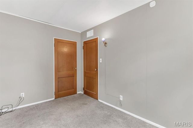 6800 Wanda Avenue, St Louis, MO 63116