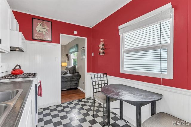 6800 Wanda Avenue, St Louis, MO 63116