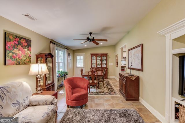 1584 Lakemont Drive, Grayson, GA 30017