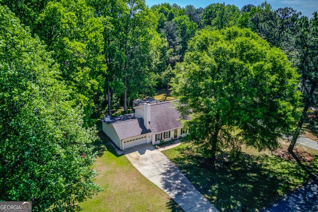 1584 Lakemont Drive, Grayson, GA 30017