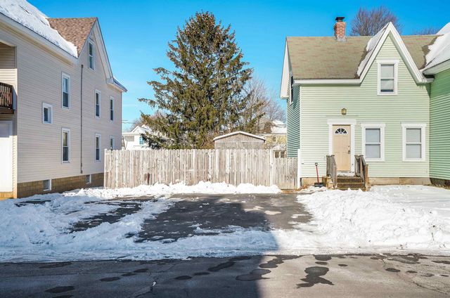 832 Clay Street, Manchester, NH 03103