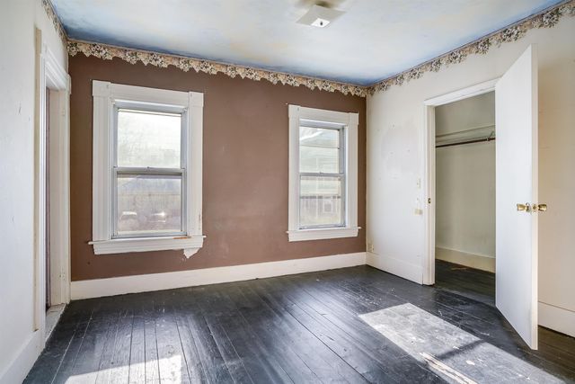 832 Clay Street, Manchester, NH 03103