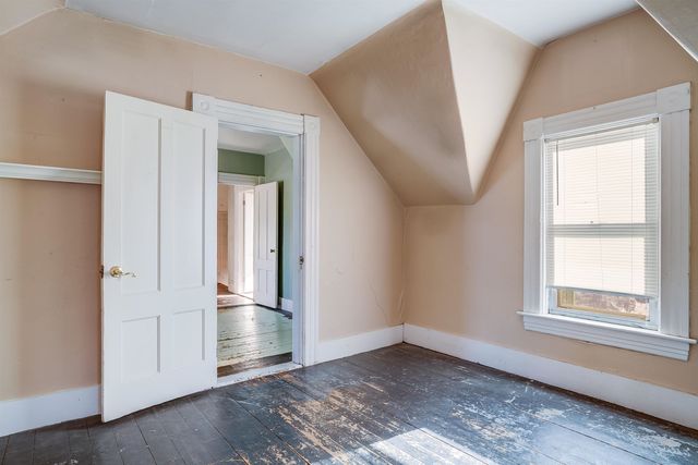 832 Clay Street, Manchester, NH 03103