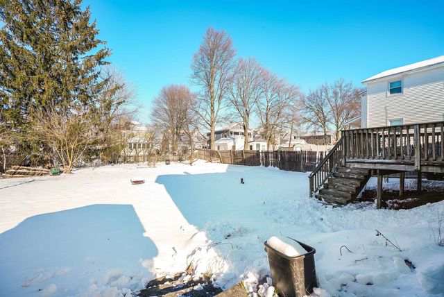 832 Clay Street, Manchester, NH 03103