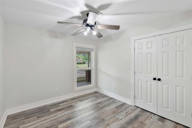 655 Avenue L, Dickinson, TX 77539