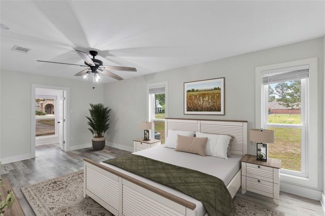 655 Avenue L, Dickinson, TX 77539