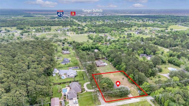 655 Avenue L, Dickinson, TX 77539
