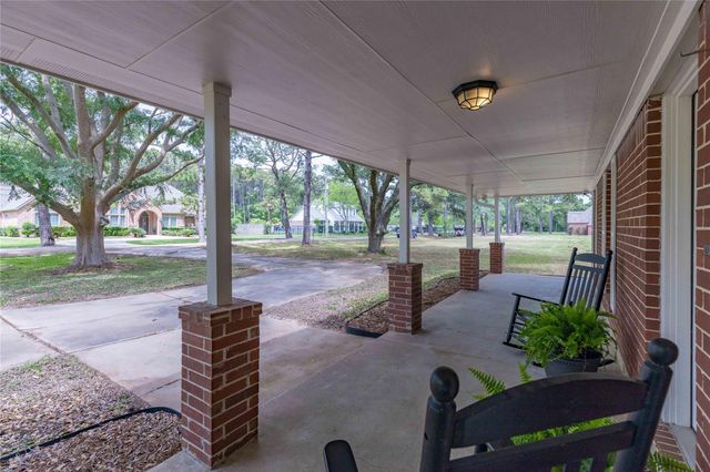 655 Avenue L, Dickinson, TX 77539