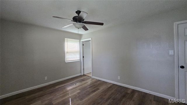 11289 Aspen Woods Drive, St Louis, MO 63138