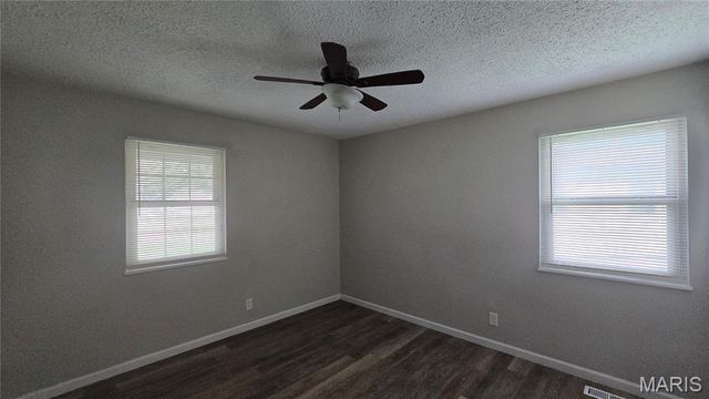 11289 Aspen Woods Drive, St Louis, MO 63138