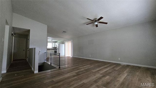 11289 Aspen Woods Drive, St Louis, MO 63138