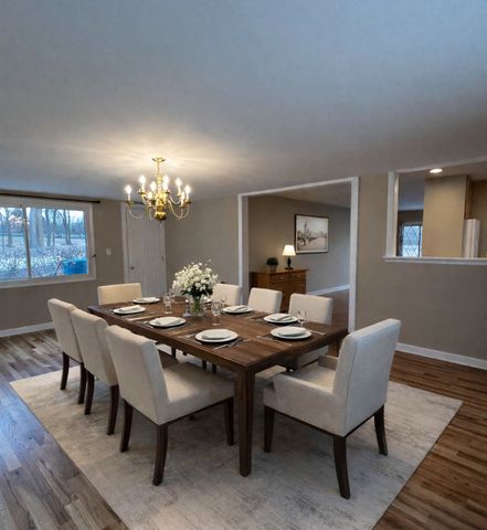 5508 S Stough Street, Hinsdale, IL 60521