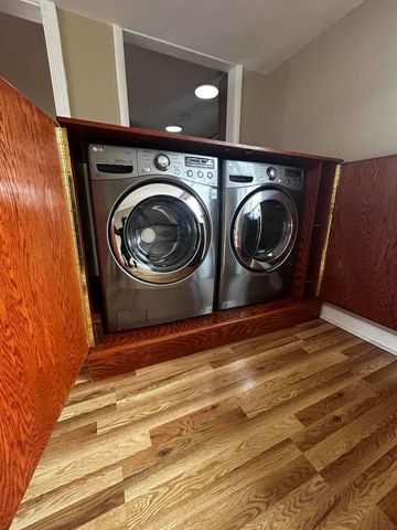 5508 S Stough Street, Hinsdale, IL 60521