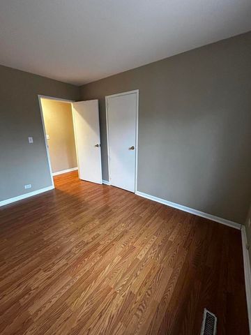 5508 S Stough Street, Hinsdale, IL 60521