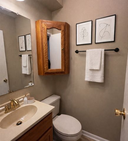 5508 S Stough Street, Hinsdale, IL 60521