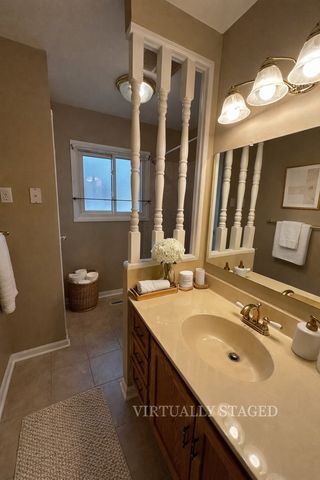 5508 S Stough Street, Hinsdale, IL 60521