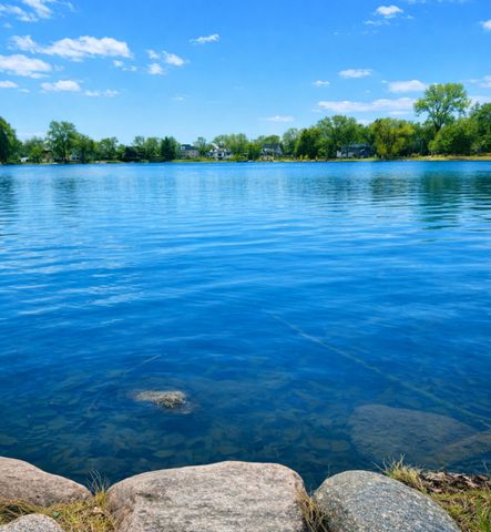 5508 S Stough Street, Hinsdale, IL 60521