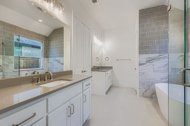 1817 Flowerfield Lane, Mansfield, TX 76063