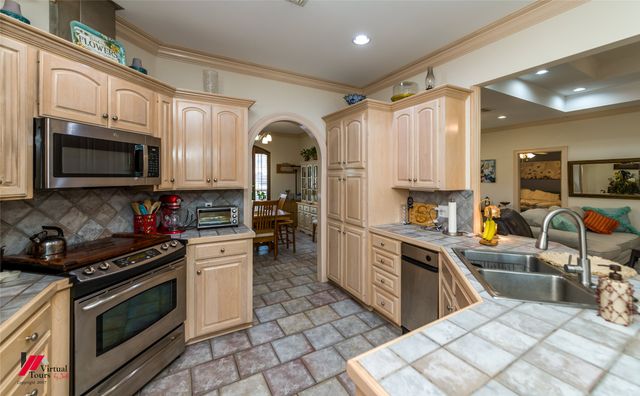 6435 Sand Hill Avenue, Shreveport, LA 71107