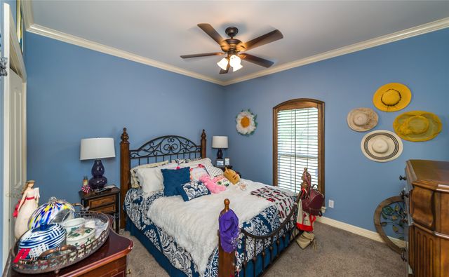 6435 Sand Hill Avenue, Shreveport, LA 71107