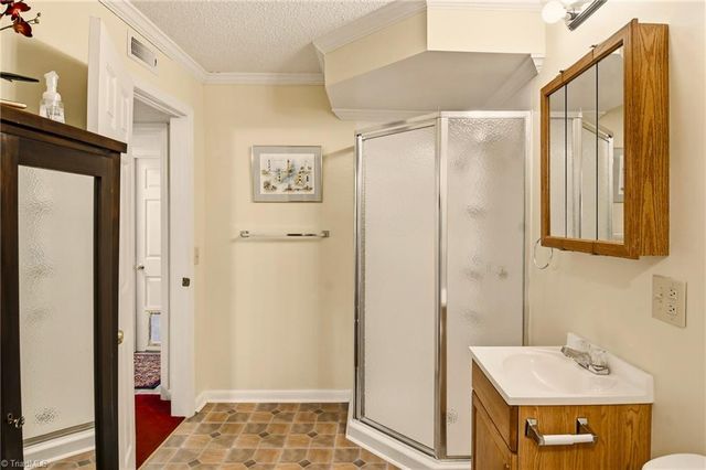 4024 Village Trace Drive, Tobaccoville, NC 27050