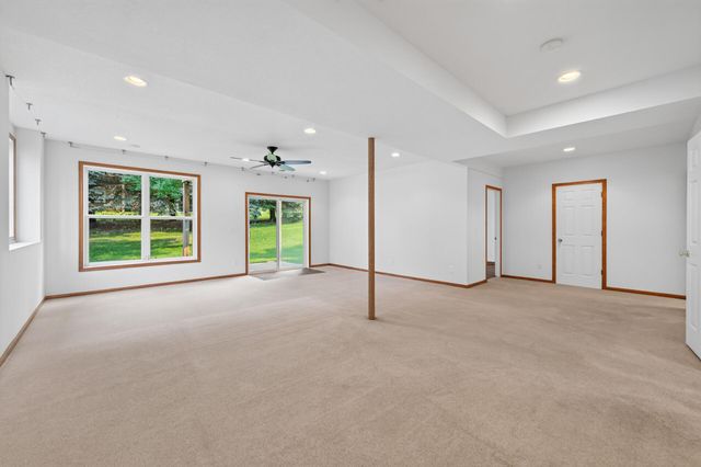 10986 Thone Road, Woodbury, MN 55129