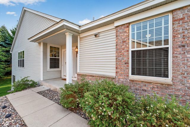 10986 Thone Road, Woodbury, MN 55129