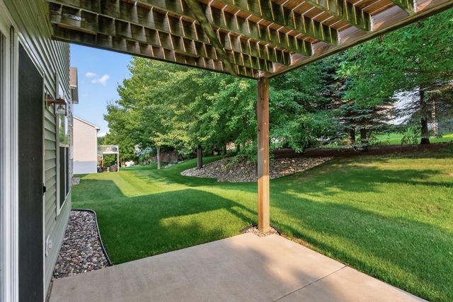 10986 Thone Road, Woodbury, MN 55129